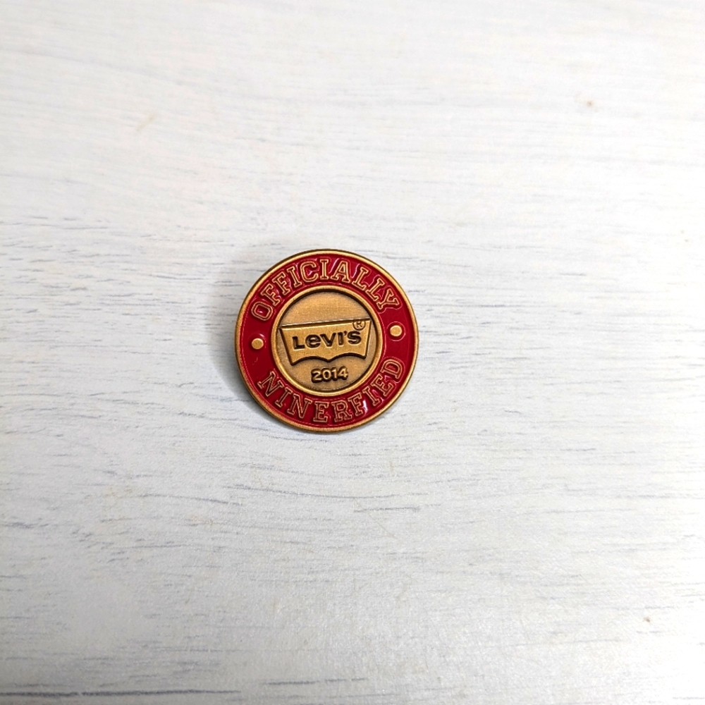 Officially Levi's 2014 Ninerfield Pin